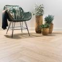 Douwes Dekker Galant visgraat Kamille, eiken naturel met rondom velling