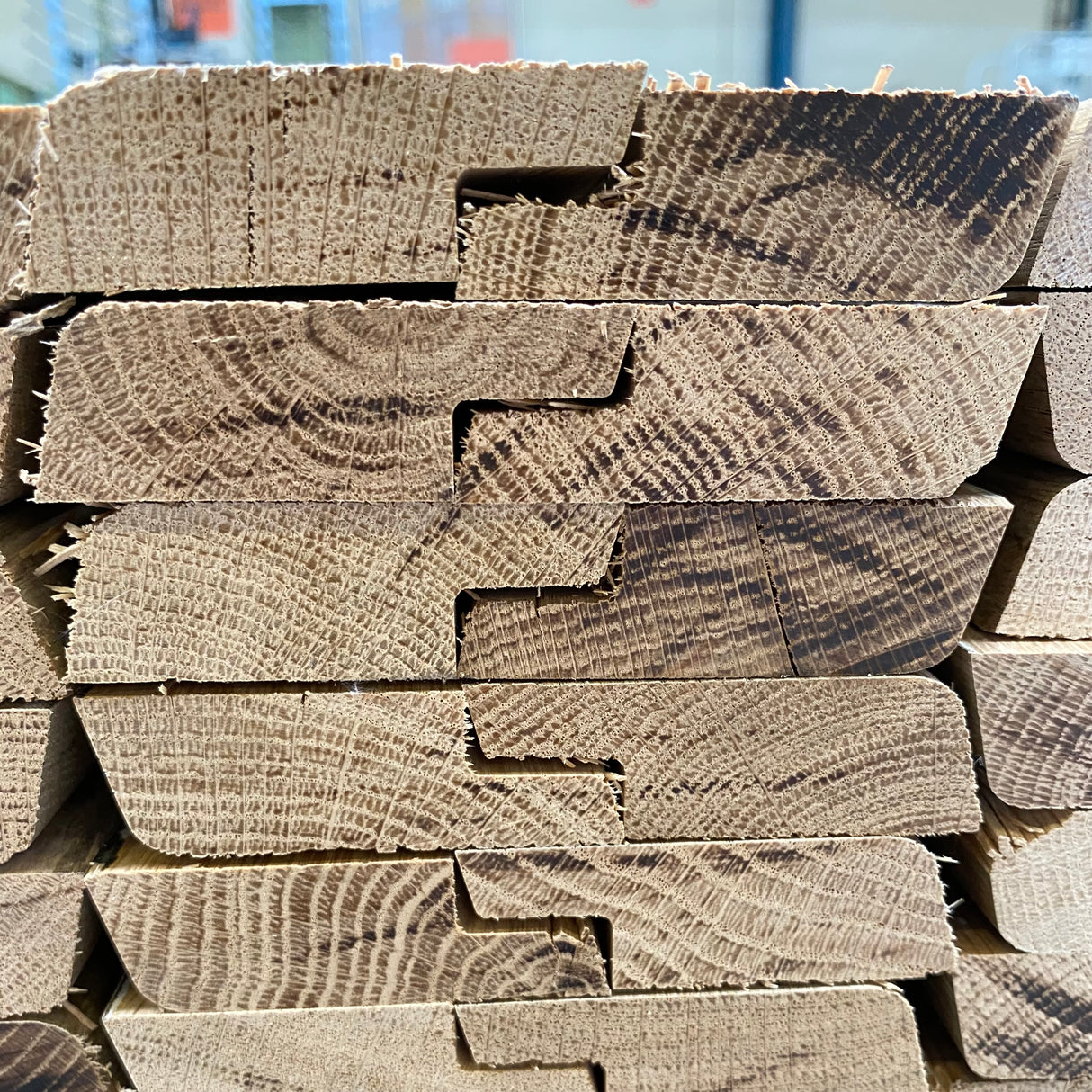 Massief Eiken plint 19 x 60 mm. Grijs/wit geolied.