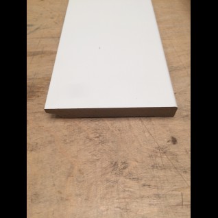 MDF plint, Wit gegrond,15 x 90 mm. 