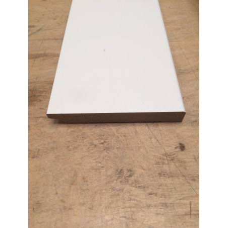 MDF plint, Wit gegrond,15 x 90 mm. 