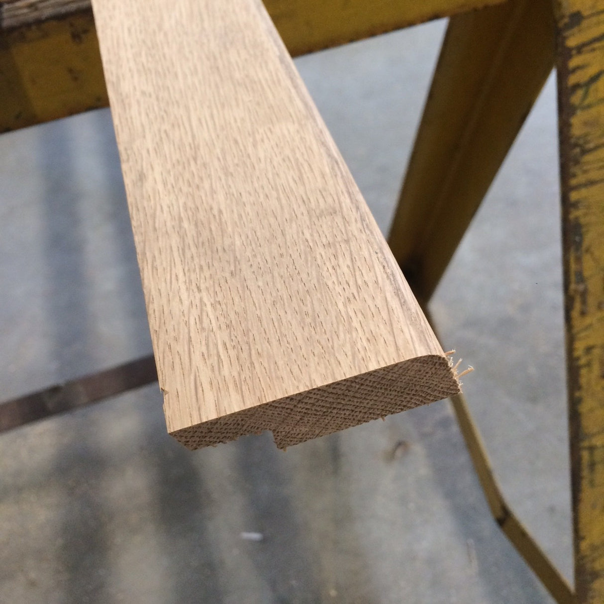 Massief Eiken plint 15 x 54 mm., onbehandeld.