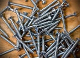 3.0 x 20 mm Spaanplaatschroef platkop verzinkt kruiskop (pozidrive) 200 stuks